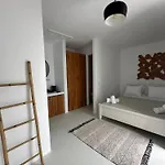 Trinity Mykonos - Beachfront 3* Πλατύς Γιαλός