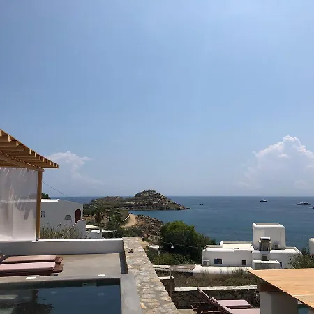 Trinity Mykonos - Beachfront Szálloda