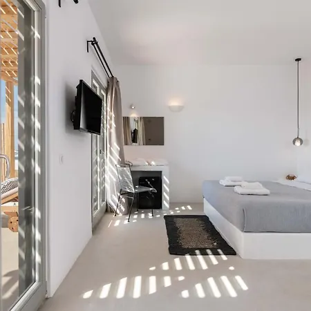 Trinity Mykonos - Beachfront