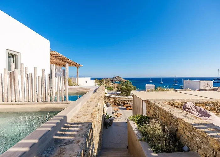 Trinity Mykonos - Beachfront Ξενοδοχείο 3*