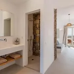 Trinity Mykonos - Beachfront 酒店