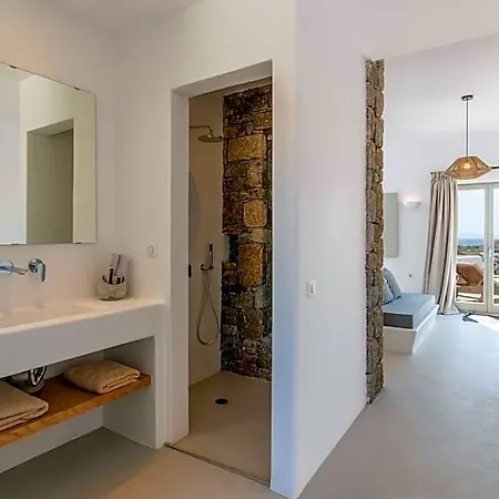 Trinity Mykonos - Beachfront Hotel Platys Gialos (Mykonos)