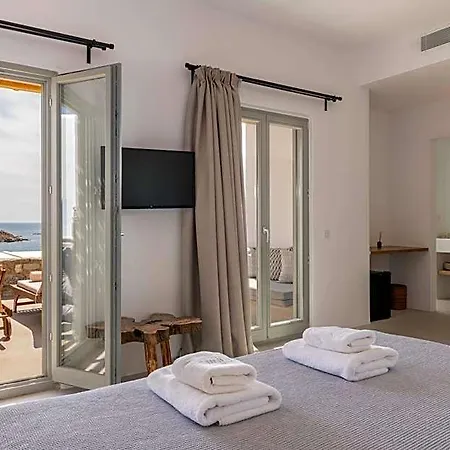 Trinity Mykonos - Beachfront Hotel