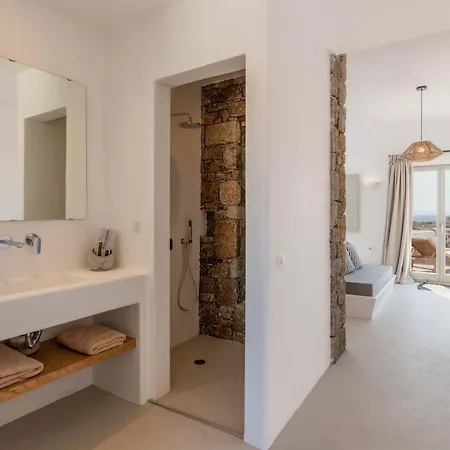 Trinity Mykonos - Beachfront Hotel