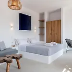 Trinity Mykonos - Beachfront 酒店 3*
