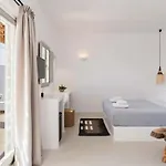 Trinity Mykonos - Beachfront 普拉迪斯亚罗斯