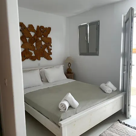 Trinity Mykonos - Beachfront ホテル