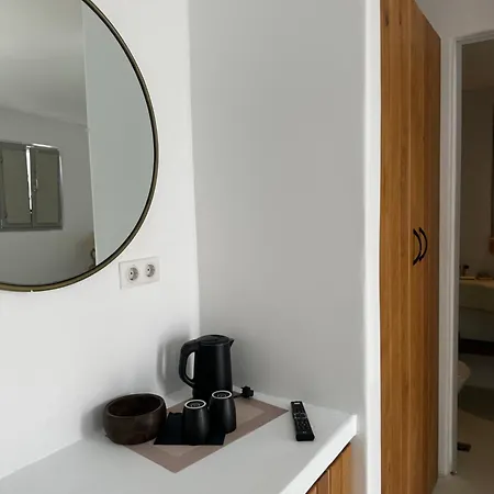 Trinity Mykonos - Beachfront プラティス・ヤロス