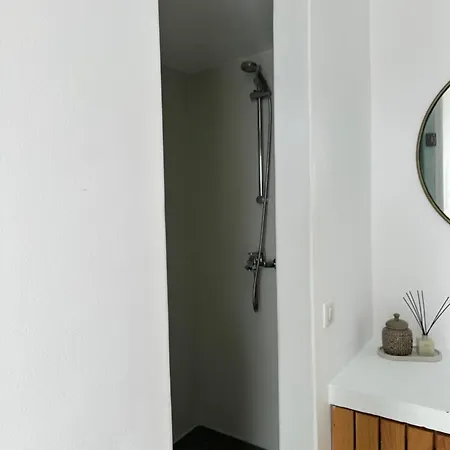 Trinity Mykonos - Beachfront ホテル 3*