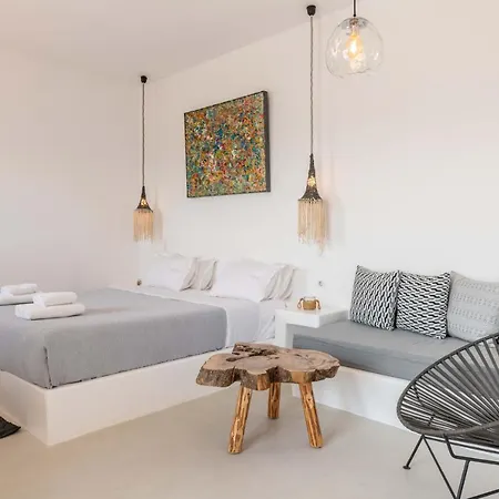 Trinity Mykonos - Beachfront ホテル 3*