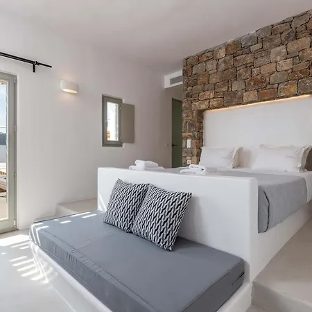 Trinity Mykonos - Beachfront ホテル 3*