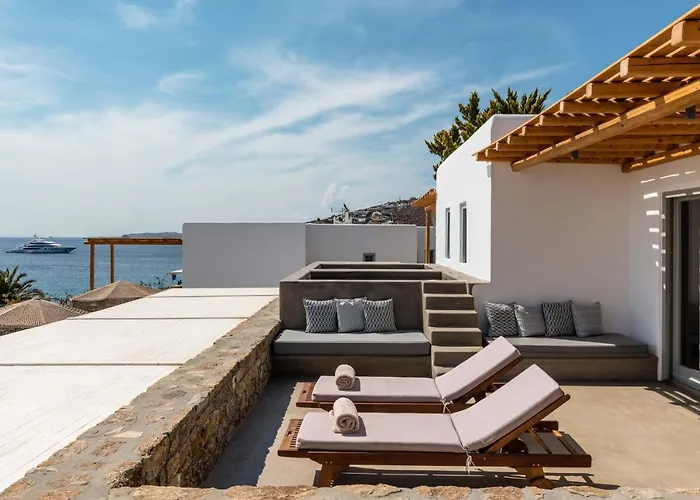 Trinity Mykonos - Beachfront 普拉迪斯亚罗斯